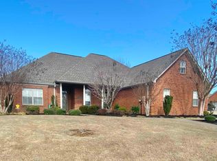 102 James Ct, Florence, AL 35630