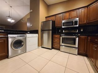 3906 SW 48th Ave, Hollywood, FL 33023