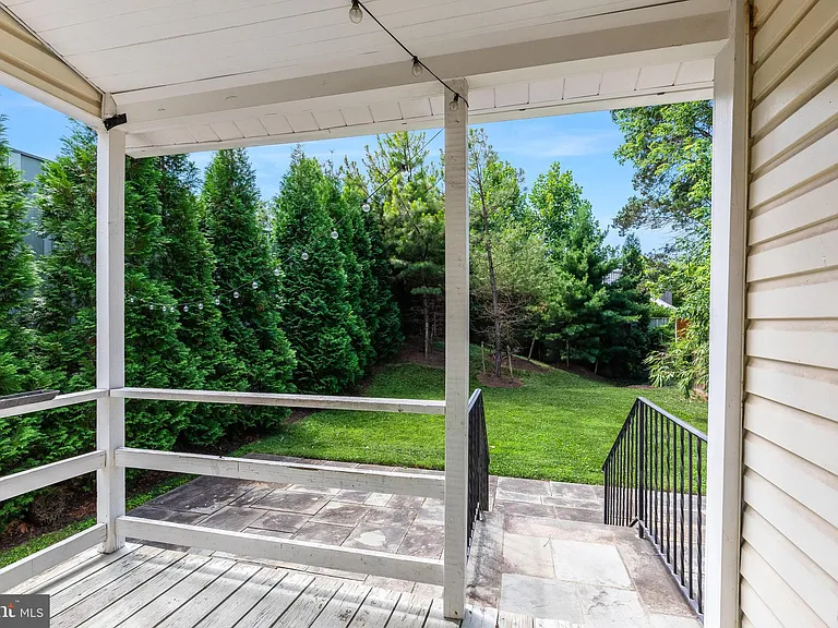 4226 Ellicott St NW — Photo 23