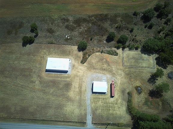 3rd image of 3802 N Goodrich Rd