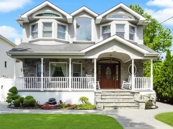 30 Summit Avenue image 1 of 65