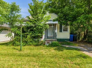 582 Chain O Hills Rd, Colonia, NJ 07067