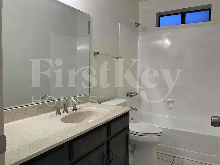 12925 N 73rd Ave — Photo 15