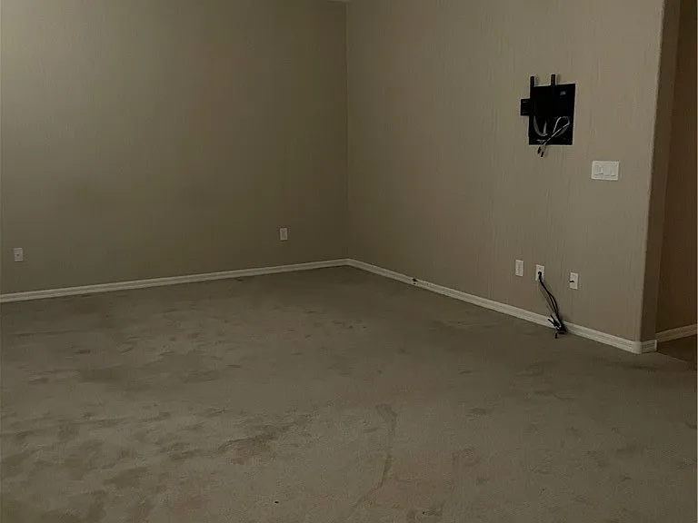 2356 Orangeburg Pl — Photo 29