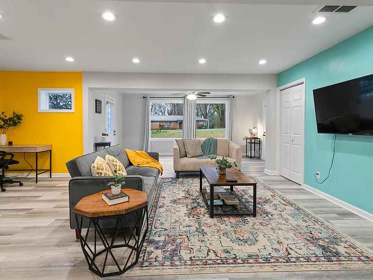 3032 Brook Dr — Photo 6