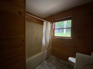 822 Diamond Hill Rd, Lyndonville, VT 05851