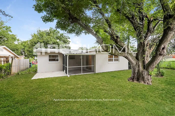 1407 Sunridge Rd — Photo 14