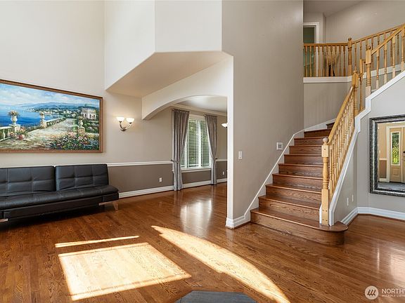 4th image of 24714 64th Avenue E