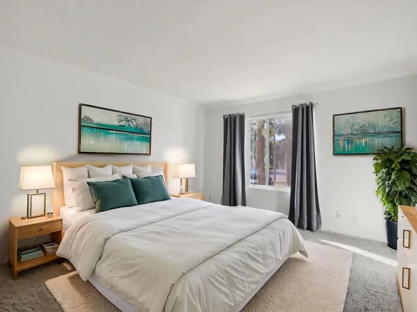 1010 Grape St, San Marcos, CA 92069