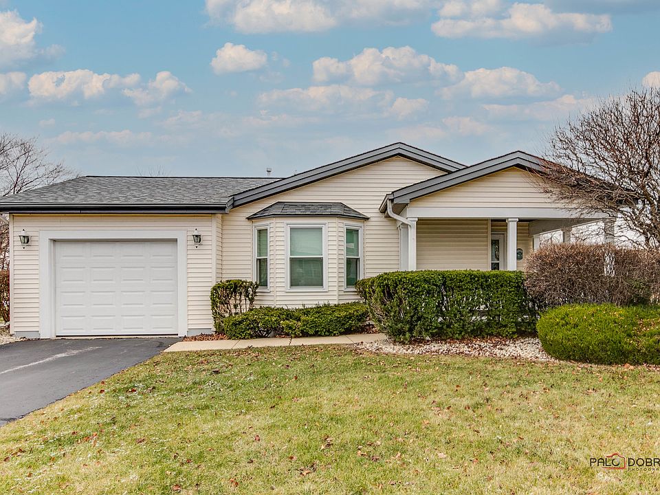 1st image of 3522 Blue Heron Cir