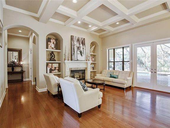 3rd image of 17221 Broadoak Dr