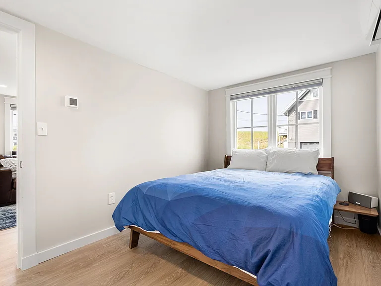 25 Northern Blvd — Photo 21