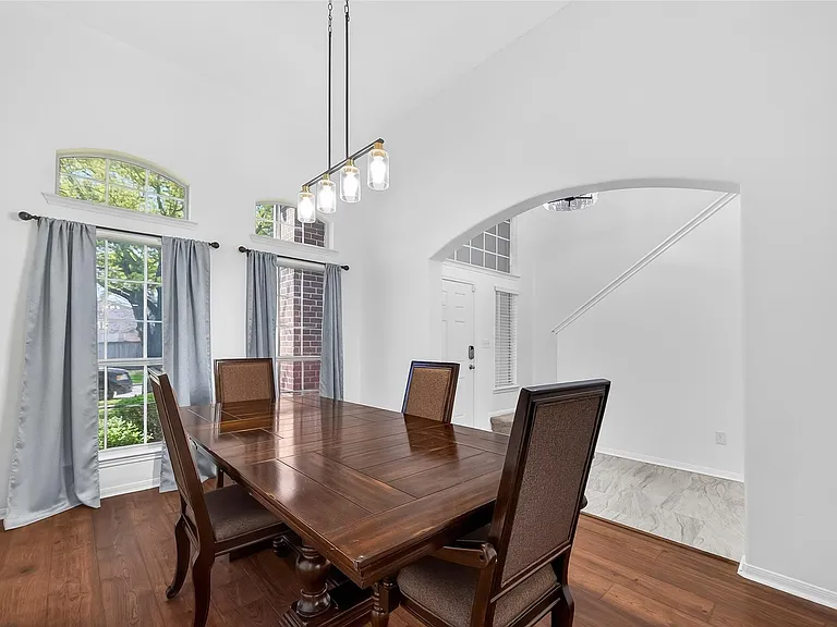 15807 Sonoma Park Dr — Photo 6