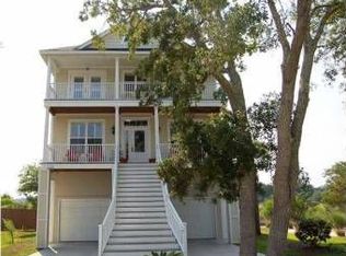 2102 Club View Ct, Charleston, SC 29412