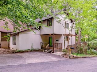 2283 Brecknock Dr, Winston Salem, NC 27103