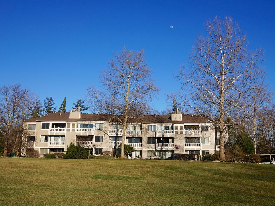 1st image of 1660 Cliffs Lndg #301E