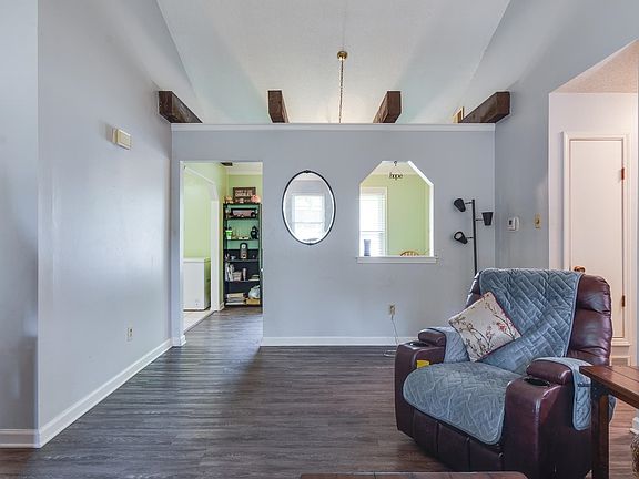 3rd image of 6288 Woodgreen Dr