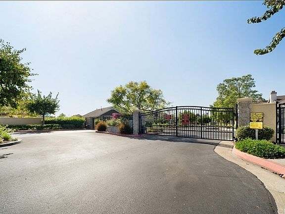 4th image of 3435 E Salisbury Cir Unit A