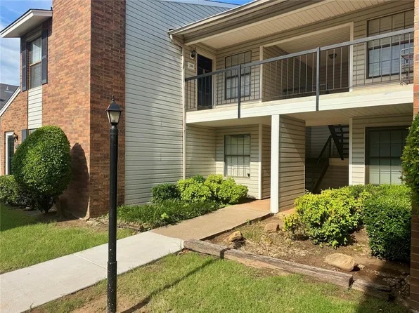 3000 Chautauqua Ave APT 208, Norman, OK 73072