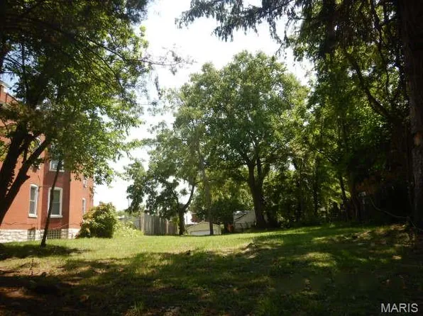 4338 Virginia Ave, Saint Louis, MO 63111