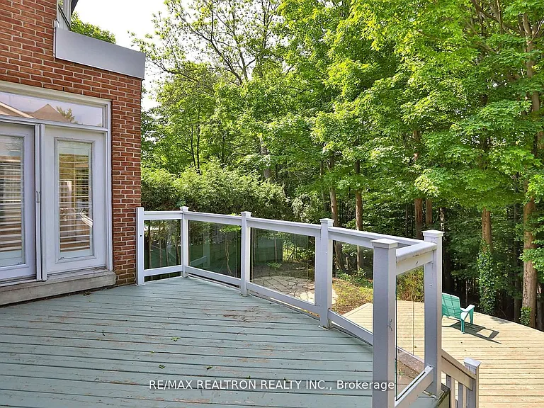 38 Gwendolen Cres — Photo 29