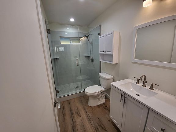 5th image of 7340 Genesta Ave