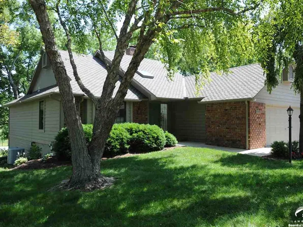 4101 Quail Pointe Ter, Lawrence, KS 66047