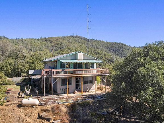 3rd image of 12582 Big Hill Rd