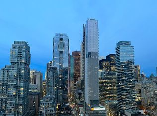 290 Adelaide St W #2509, Toronto, ON M5V 1N1