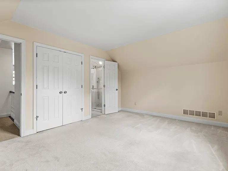 1526 Allison Dr — Photo 24