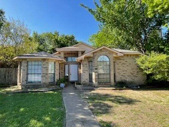 11804 Sunrise Dr, Balch Springs, TX 75180