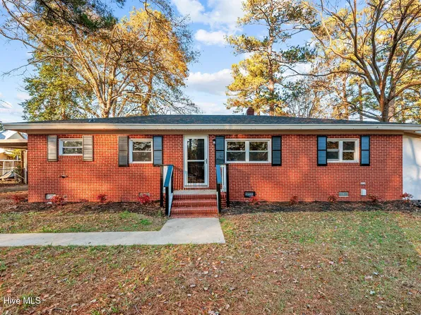 303 Woodview Drive, Goldsboro, NC 27530