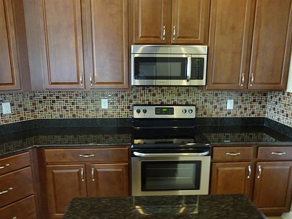 5th image of 320 Welbeck Pl