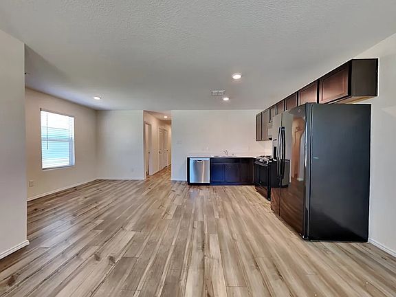 4th image of 3066 Wallace Wells Ct