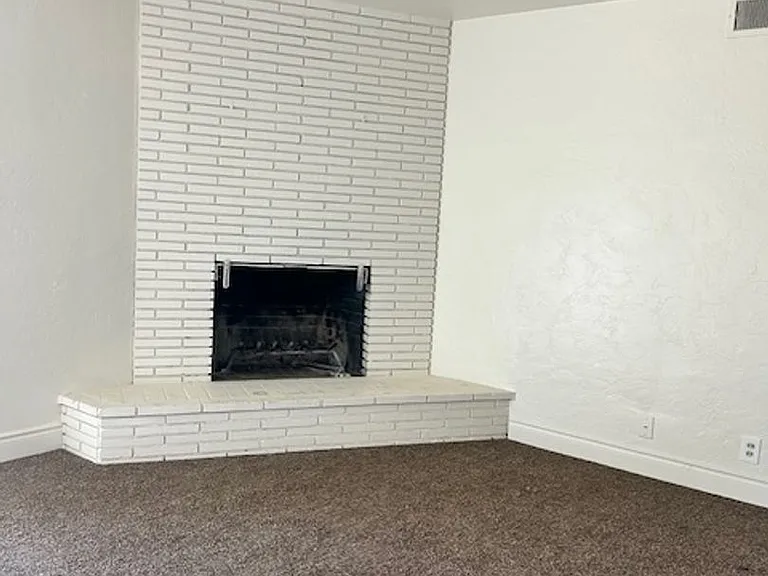 4436 N Van Dyke Ave — Photo 5