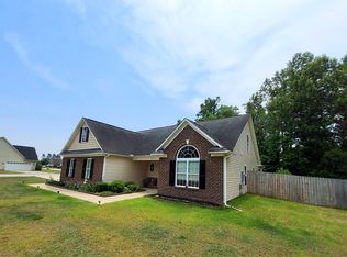 2903 Chanticleer Ct, Fayetteville, NC 28306