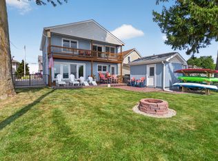 2733 Round Lake Hwy, Manitou Beach, MI 49253