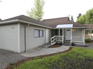 1386 E St, Springfield, OR 97477