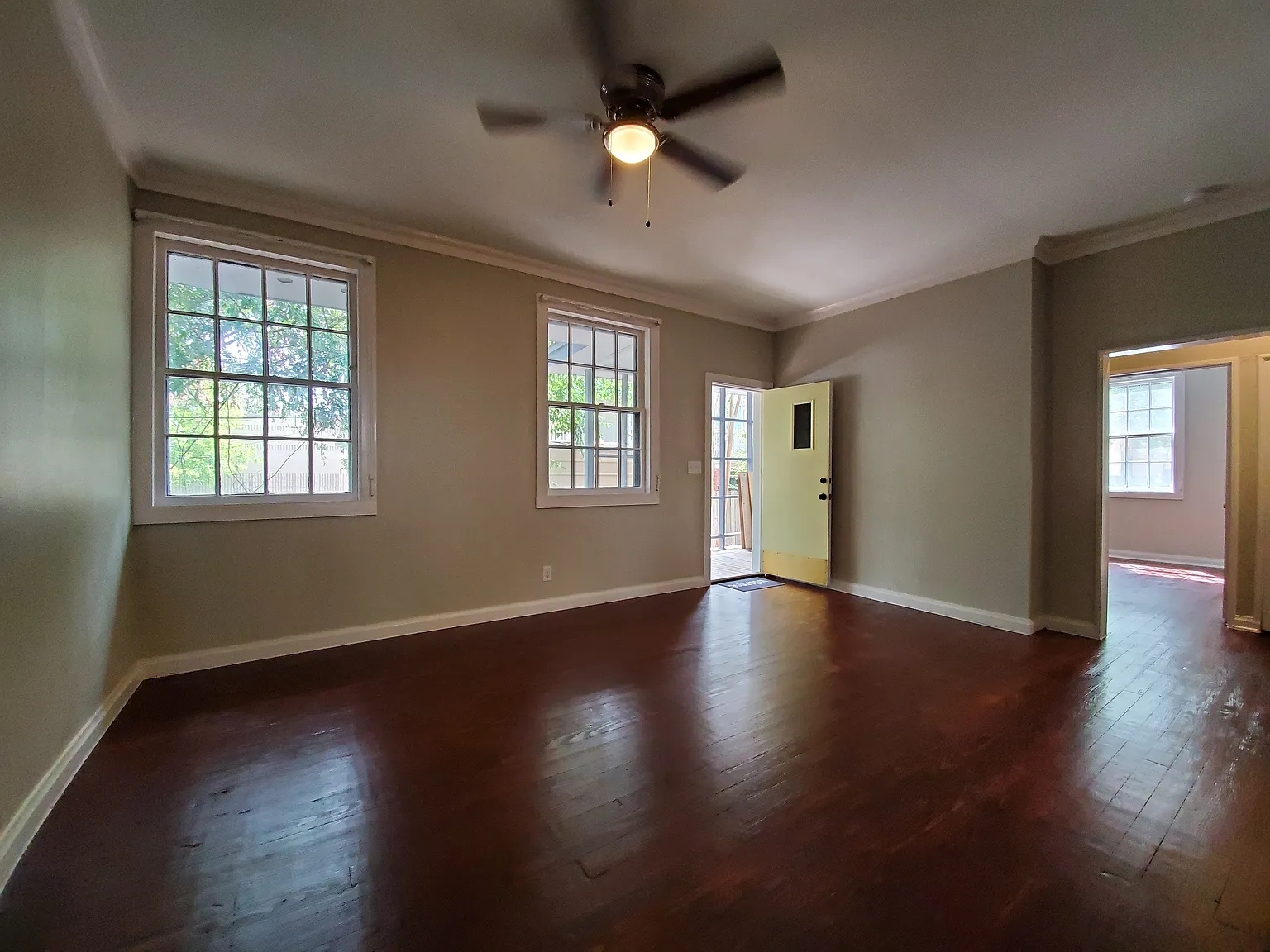 2 bed, 895 sqft, $2,195 — Photo 4