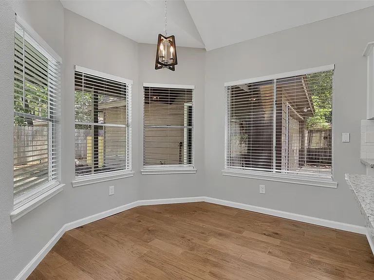 35 Cornerbrook Pl — Photo 15