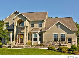 9287 Crystal Lake Cir, Brewerton, NY 13029