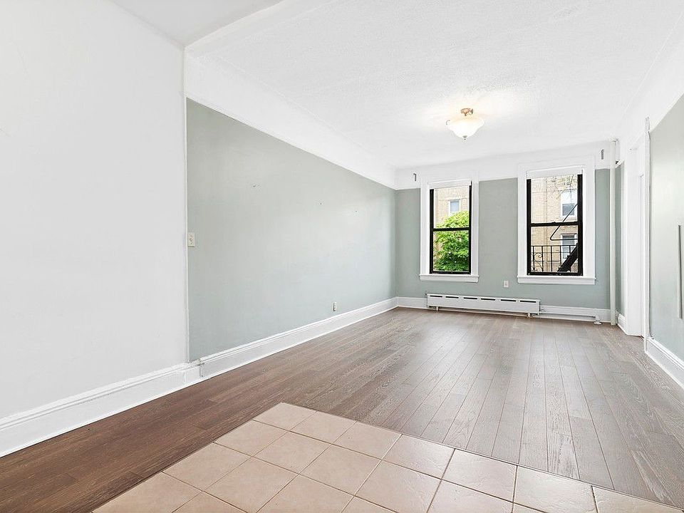 1st image of 3163 35th St APT 2A