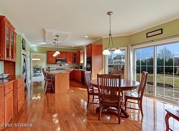 3rd image of 25813 W Campbell Ln