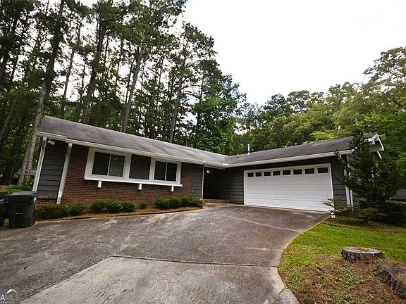2nd image of 1288 Crescent Dr
