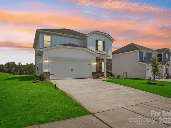 1997 Paddlewheel Dr, Stanley, NC 28164