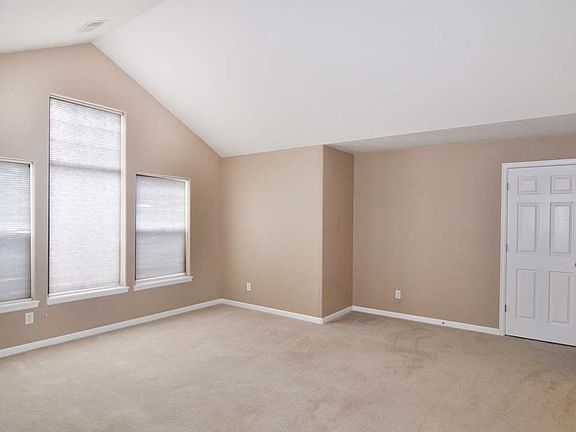 5th image of 3764 Ponderosa Ct Unit 5