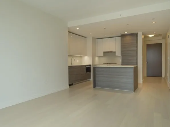 1 Franklin St #2006, Boston, MA 02110