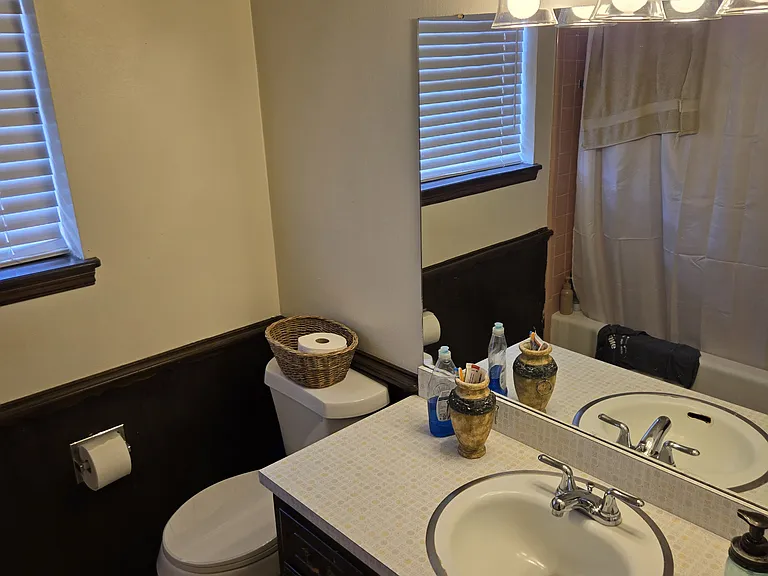 205 W Okarche Ave — Photo 10