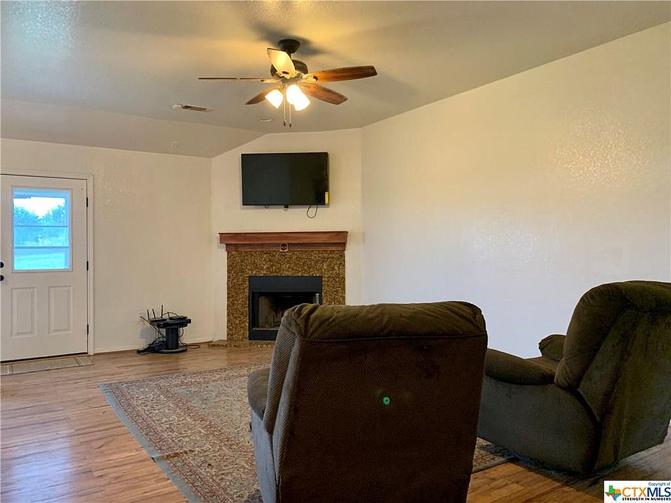 2nd image of 6026 County Road 3300