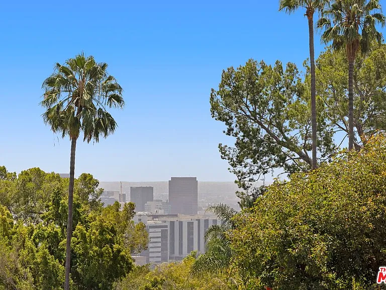 1121 La Collina Dr — Photo 21